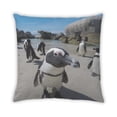 thumbnail image 2 of Ahgly Company Animals Penguin Oreiller Extérieur 18 Pouces par 18 Pouces, 2 of 6