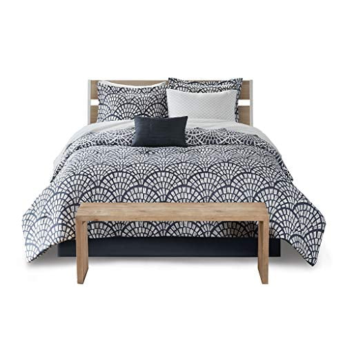 Madison Park Essentials Sia Reversible Complete Bedding Set with Cotton Sheet, Cal King, Navy