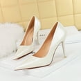 thumbnail image 2 of Zapatos de mujer minimalistas, delgados, clásicos, ultraaltos, con tacón de boca baja, puntiagudos, de cristal, lacados, de cuero, para banquetes, 2 of 4