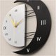 thumbnail image 3 of Reloj de pared de diseño moderno, silencioso, para cocina, con marco creativo en forma de luna, para decoración del hogar (32 x 32 cm), 3 of 4