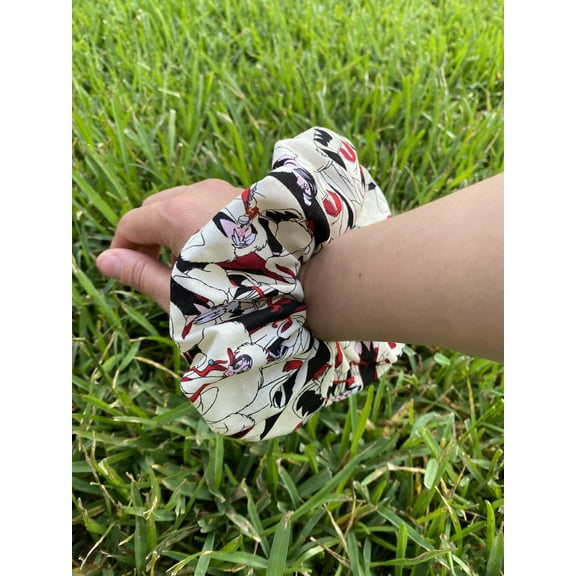 Cruella De Vil Scrunchie Hair tie Gift