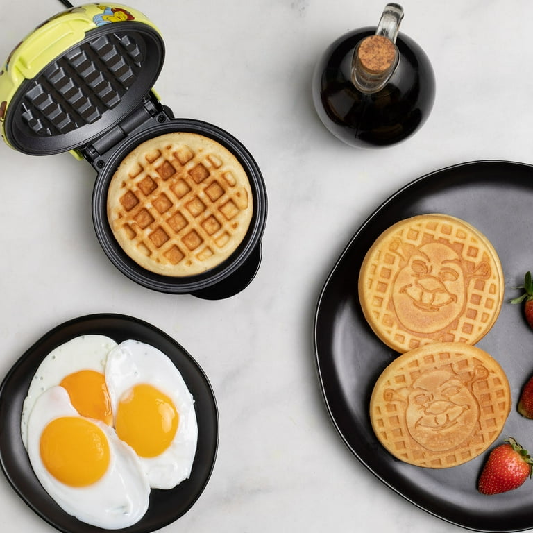 Animal Mini Waffle Maker - Make 7 Different Shaped Pancakes - Includes a  Cat Dog Reindeer & More- Electric Nonstick Waffler Iron, Pan Cake Cooker