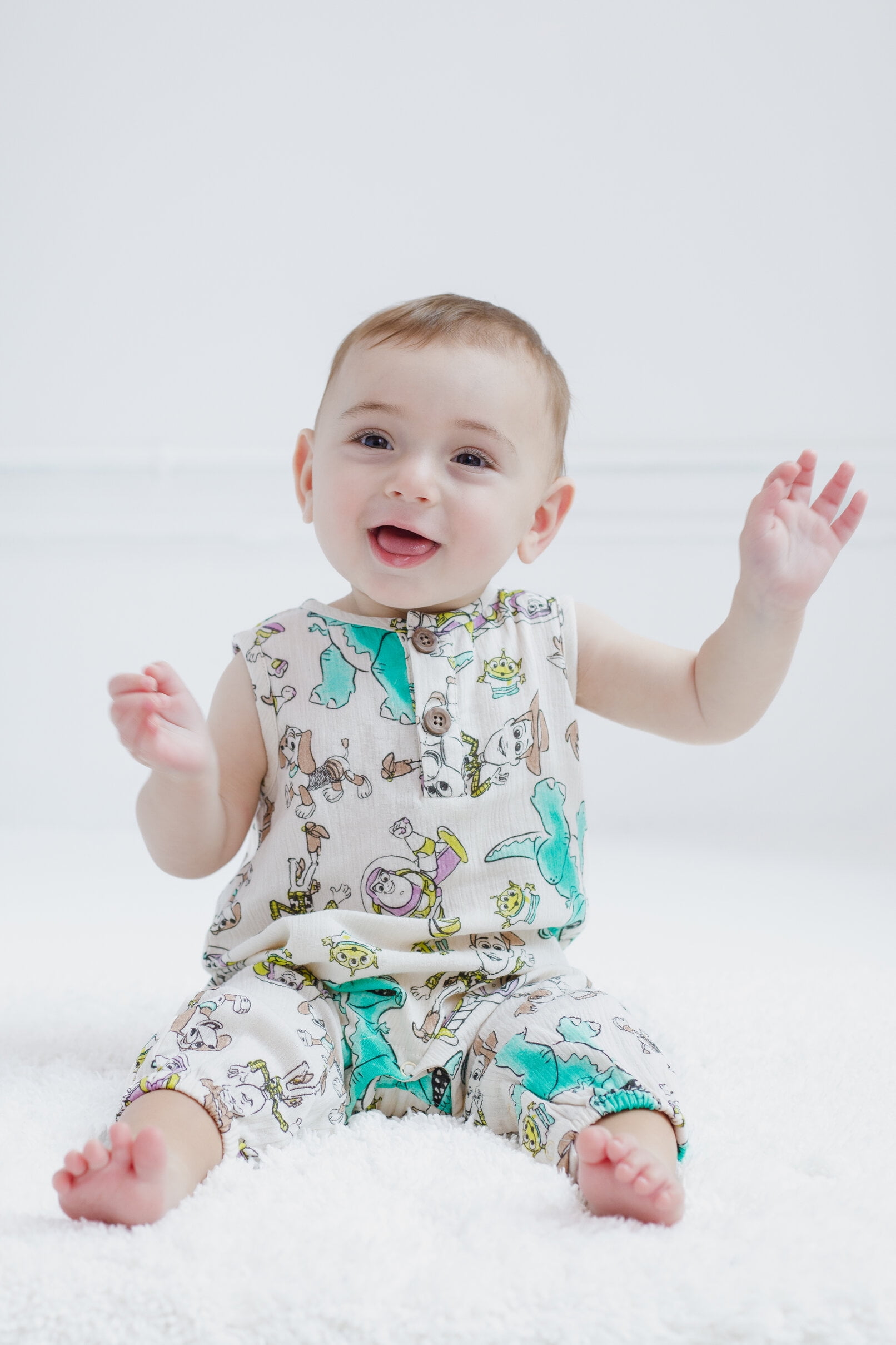 Disney Toy Story Woody Buzz Lightyear Slinky Dog Cotton Gauze Matching Family Henley Romper Newborn to Infant
