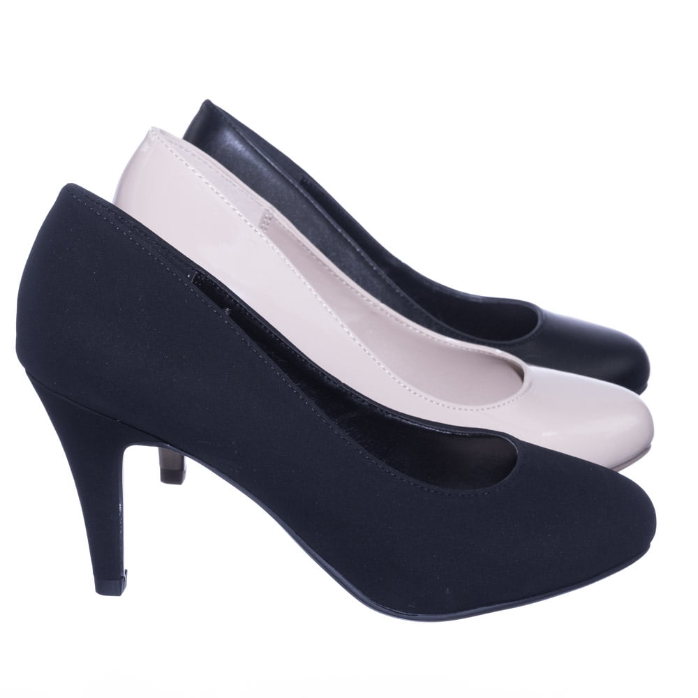 wide width round toe pumps