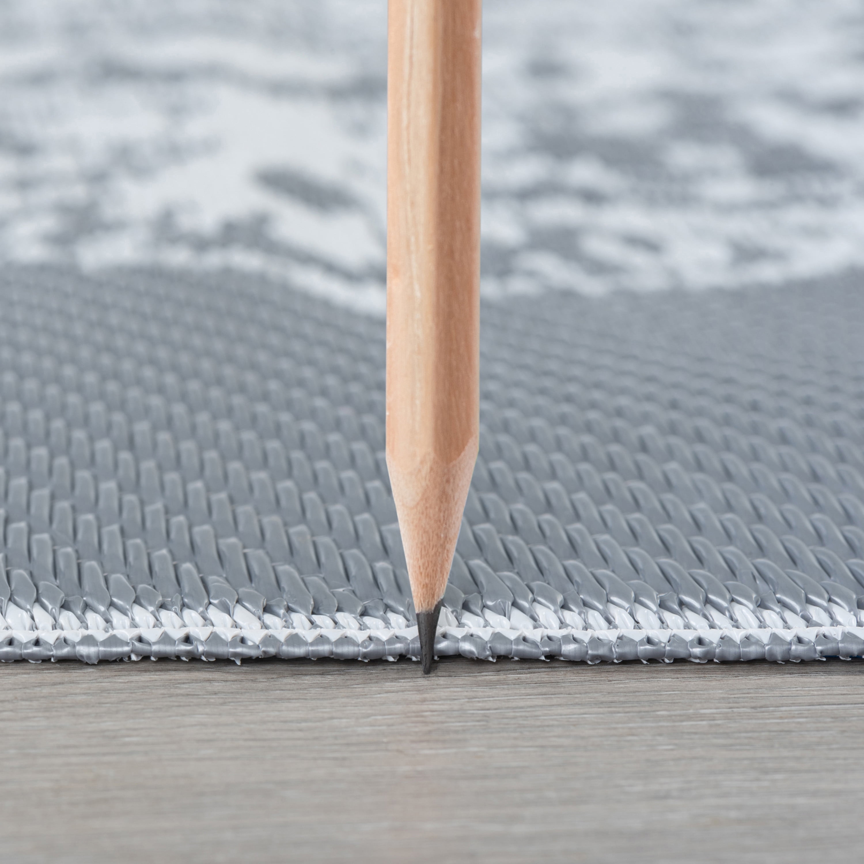 8x10 Reversible Gray Polypropylene Outdoor Medallion Area Rug