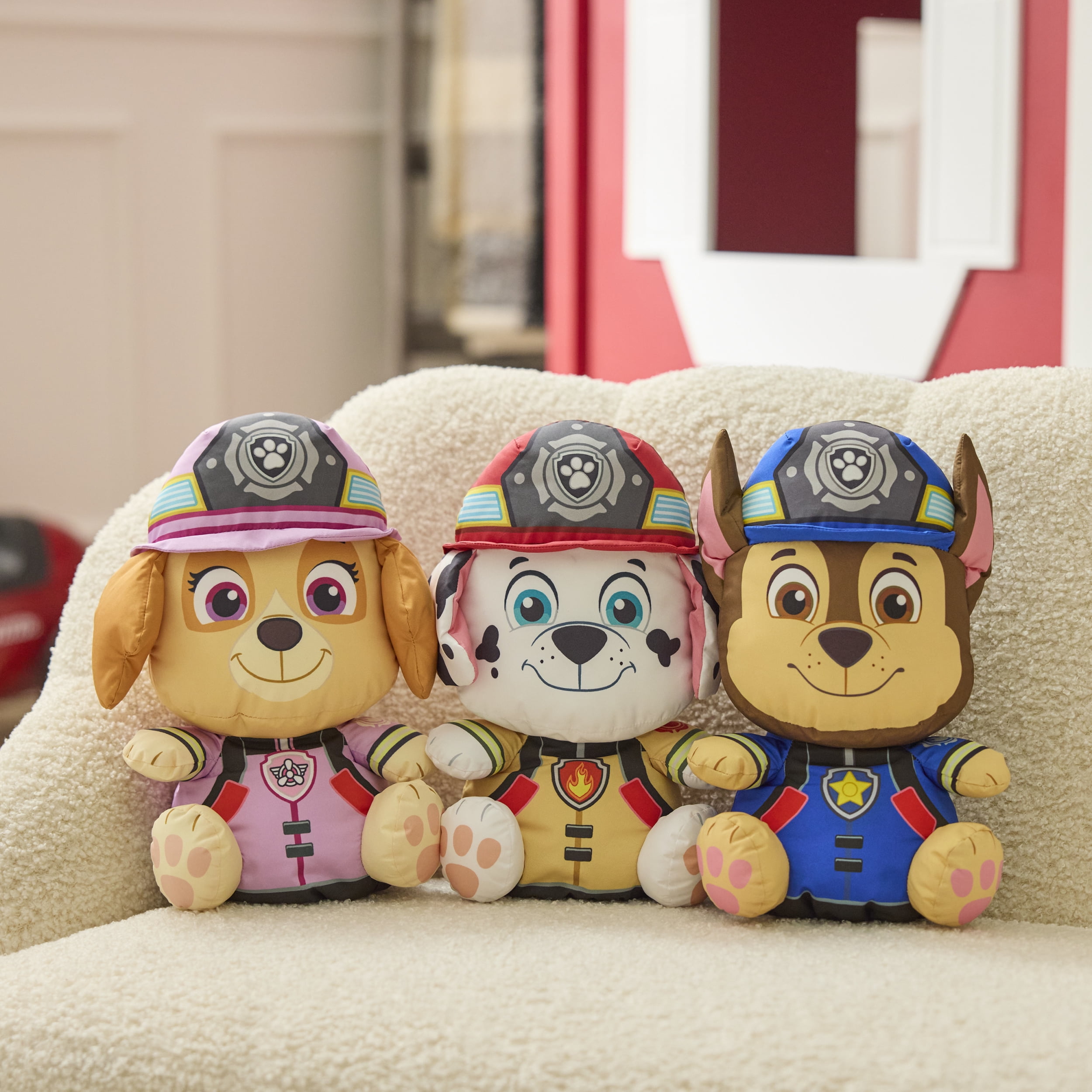 PAW Patrol, Peluche Chase pompier Swisheez, jouet officiel du célèbre dessin animé, peluche moelleuse pour enfants à partir de 3 an, 25,5 cm PAW Patrol, Peluche Chase pompier Swisheez, jouet officiel du célèbre dessin animé, peluche moelleuse pour enfants à partir de 3 an, 25,5 cm