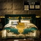 thumbnail image 1 of Juego de cama de cuatro piezas European Luxury Villa, 1 of 6
