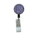 Lettre P Ballon de Football Violet & Blanc Rétractable Badge Bobine – image 1 sur 1
