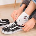 thumbnail image 5 of Nuevos calcetines de algodón de Anime Kawaii Snoopy Charlie Brown, lindas medias de dibujos animados, cómodos, de moda, prácticos, regalo de Navidad para niñas, 5 of 5