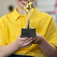 thumbnail image 3 of LEEYNEER Trophée Étudiant Drôle pour Adultes Récompense Étoile Enfants Doré Récompense Abs Enfant 2 Pcs, 3 of 6
