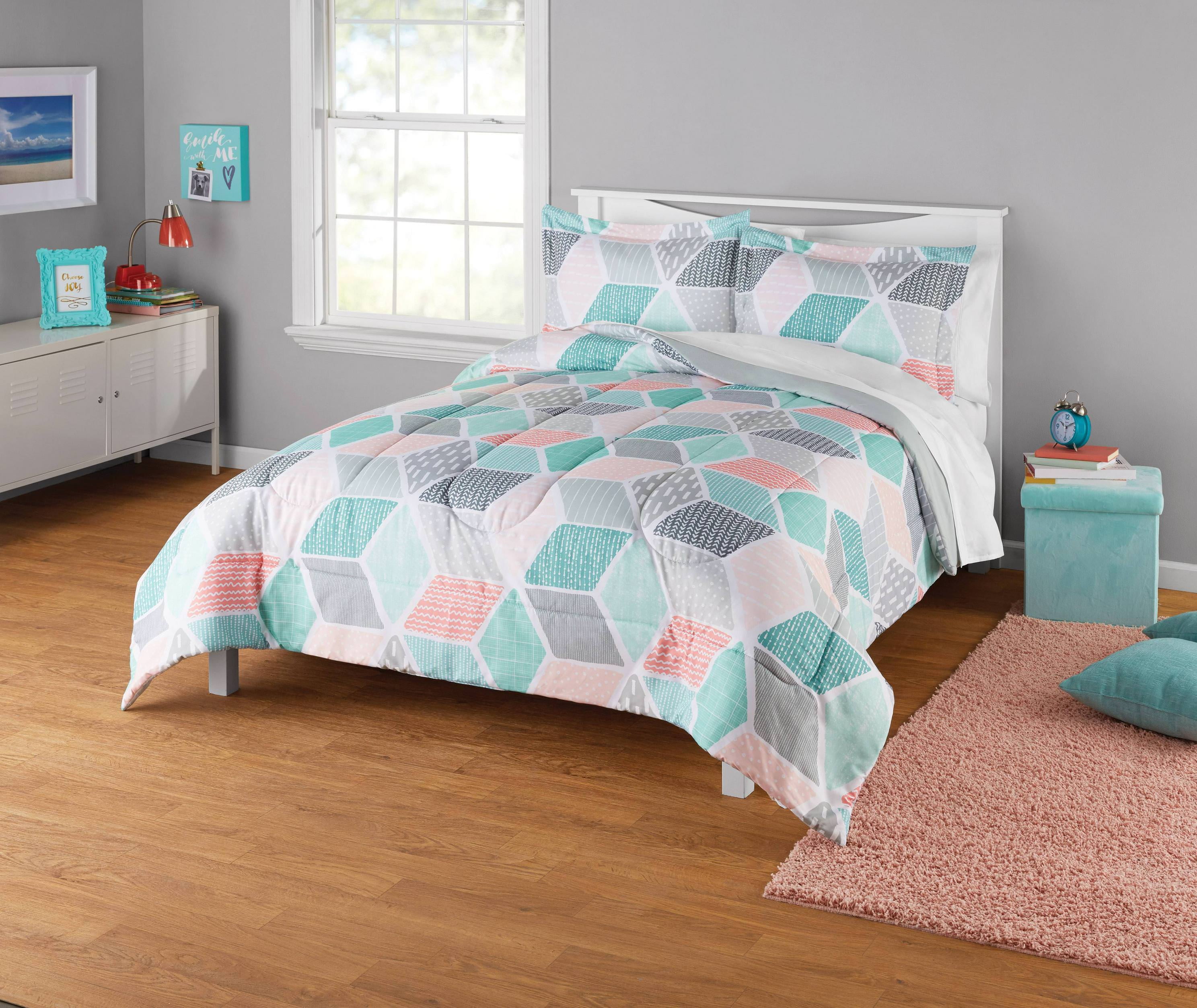 Your Zone Geo Comforter Set, 1 Each BrickSeek