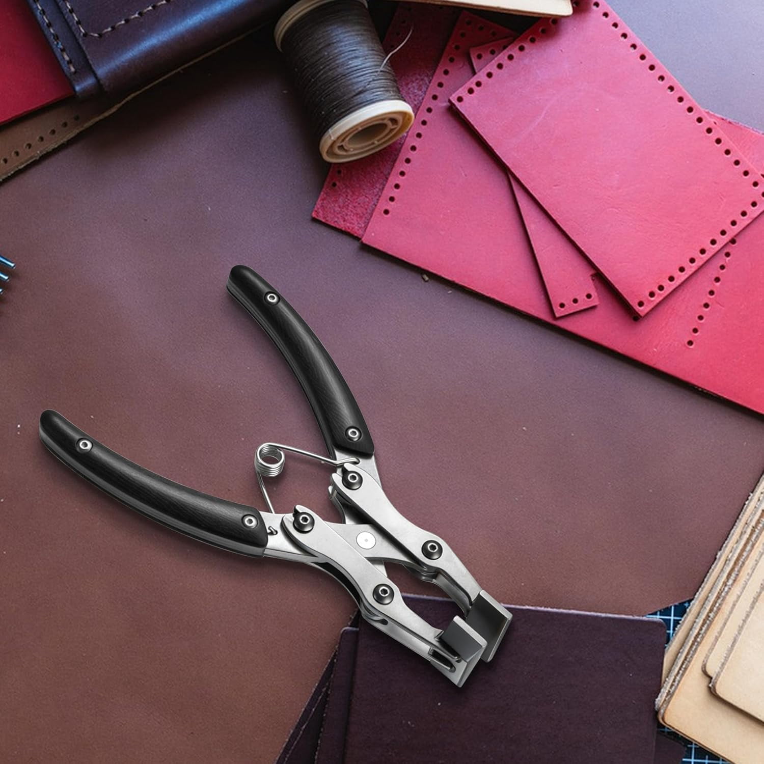 CATPAN Leather Flat Plier 7.5 inch Flat Nose Plier Wooden Handle Leather Work Clamp Press Parallel + Cross Structure for Crafting DIY Projects