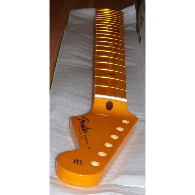 Fender® Classic Series '50s Strat 1 Piece Maple Neck~Nitro Tint