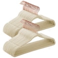 thumbnail image 1 of Perchas de Ropa SONGMICS Slim de Terciopelo Paquete de 50 Beige Arena, 1 of 7
