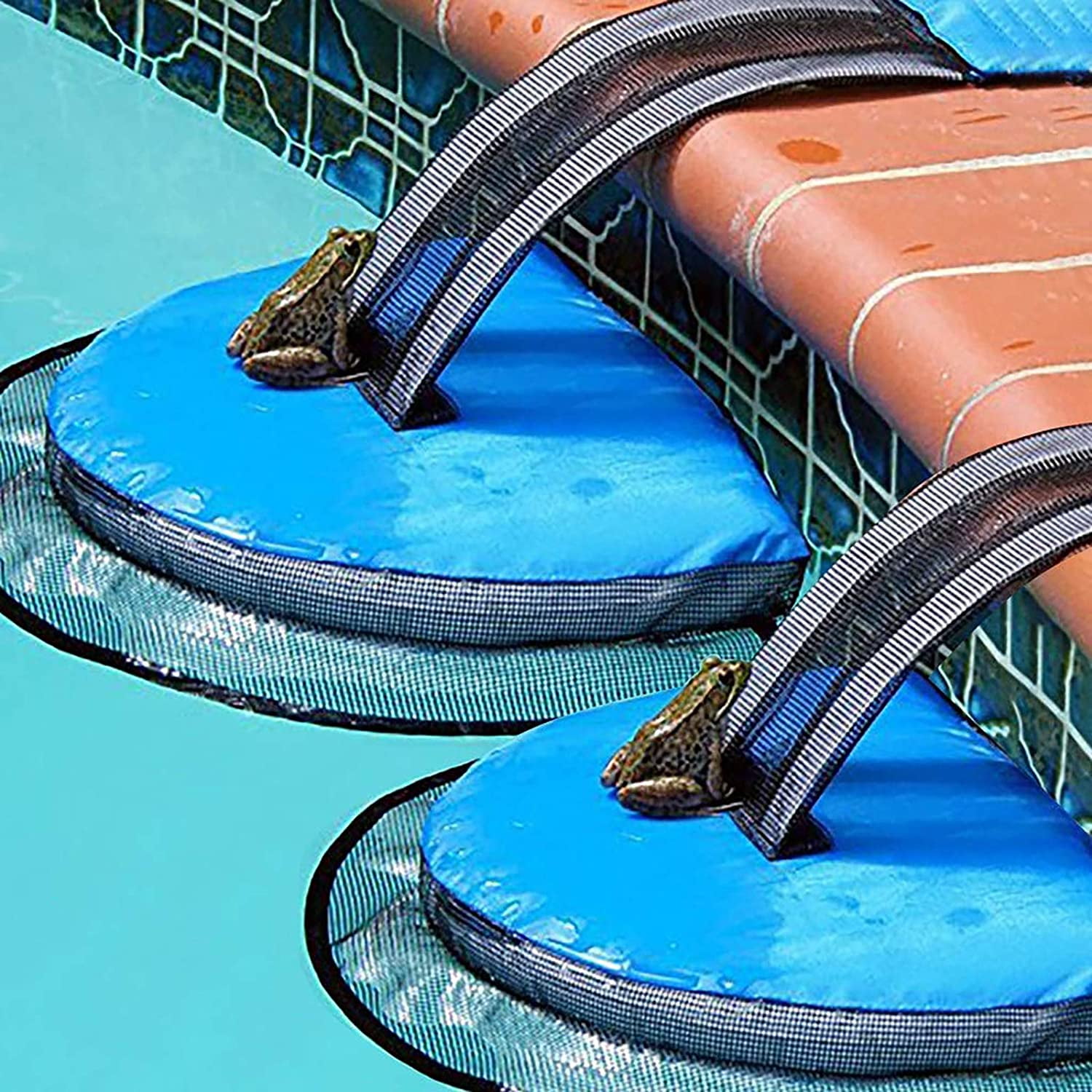 ZMHS 2 Pack Animal Saving Escape Ramp for Pool Toads Animal Mice Pool Animal Saver Birds Frogs Floating Ramp Rescues Blue Saving Critters Frog Log Pad Pool & Spa Accessories & Tools 