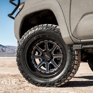 Venom Power Trail Hunter R/T 35X12.50R20 125Q F 12 Ply rwl Rugged Terrain Light Truck Tire Sansujyuku sansujyuku.com
