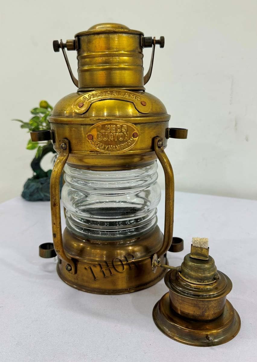 Maritime Nautical Brass Lighthouse Lantern Ship Lamp Oil Lantern Antique Brass Vintage Home Decor Lantern Lamp Vintage Reproduction