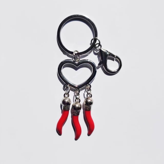 Llavero creativo de metal con colgante de pimiento rojo, llavero de aleación, mini pimiento rojo, regalo de joyería