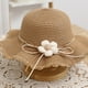 thumbnail image 4 of Sombrero de paja con flores y conjunto de bolsa de paja para mujer, de tela transpirable, con circunferencia de 56 a 58 cm, para verano y playa, 4 of 5