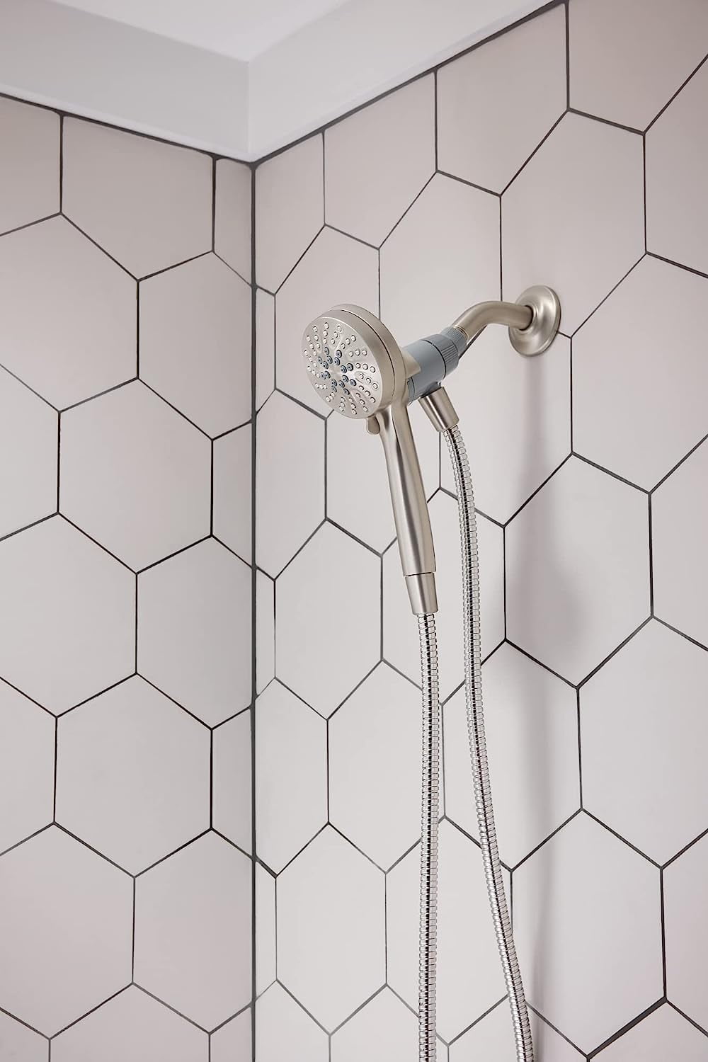 (2 pack) Moen Engage Brushed Nickel 6 settings Handheld Showerhead 1.75 gpm