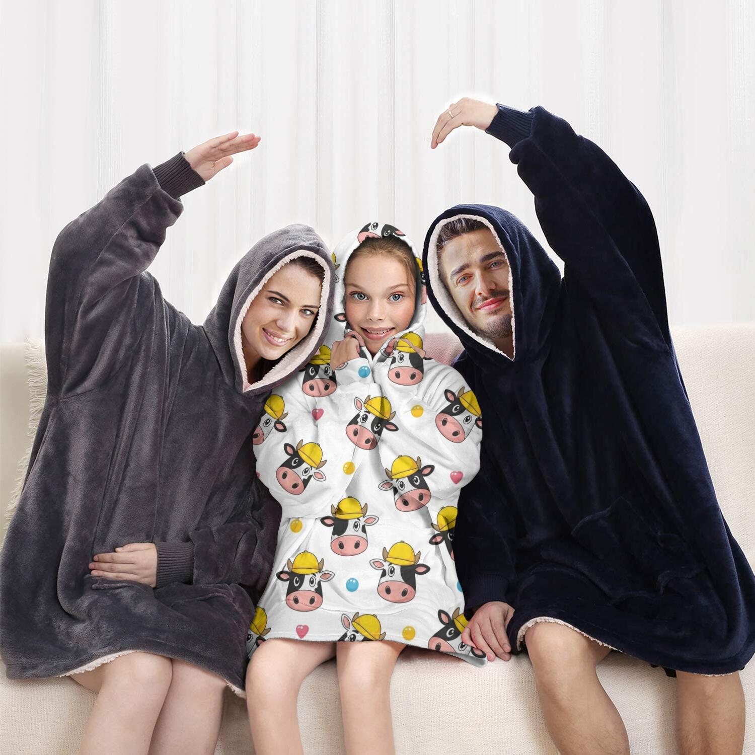 White Cow Head Hat Pattern Blanket Hoodies for Kids 6-13YR Oversize Wearable Blanket Hoodies for Boys Girls Teens