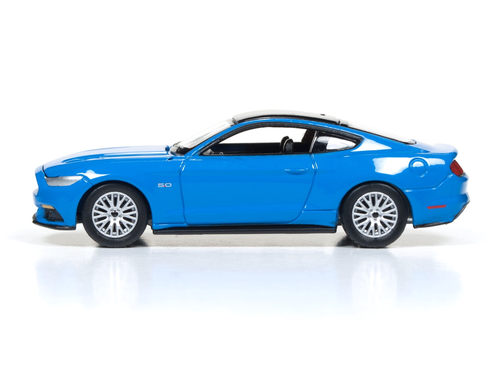 Auto World 1:64 Scale 2017 Ford Mustang GT Diecast Car