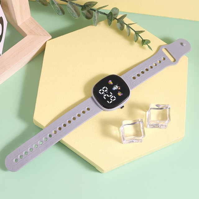 Relojes infantiles para niños de edades 5-7 relojes deportivos infantiles adecuados para los relojes electrónicos al aire libre de los estudiantes muestran el tiempo/blanco