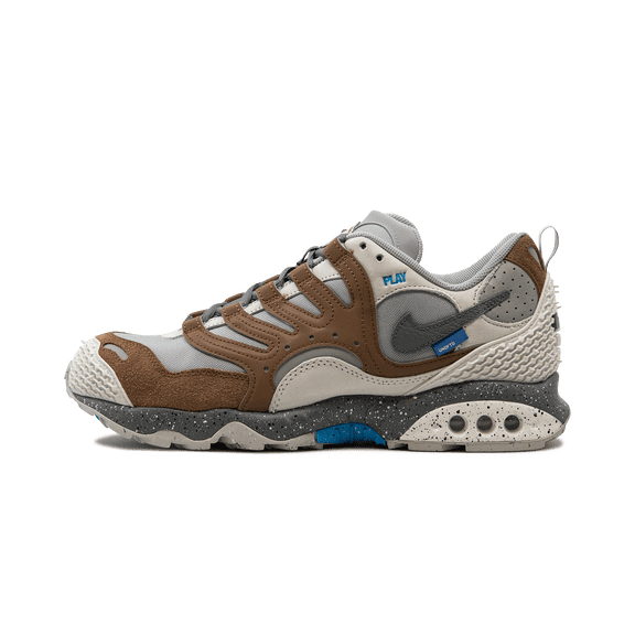 NIKE MENS Air Terra Humara "UNDEFEATED - Archaeo Brown" FN7546 200 FN7546 200 from Stadium Goods
