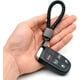 thumbnail image 4 of Llavero de cuero trenzado para automóvil. Llavero con agarre de anillo, ajuste universal para todos los modelos de coche. Llavero elegante, original perfecto para colgars, 4 of 5