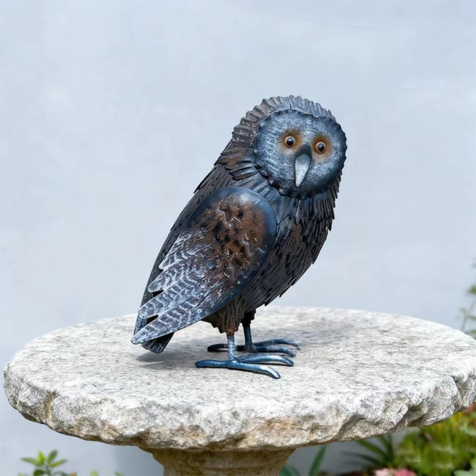 Garden Owl Sculptures & Statues, Standing Metal Bird Yard Art Sculpture for Patio Backyard Pond Outdoor Decorations (Brown)