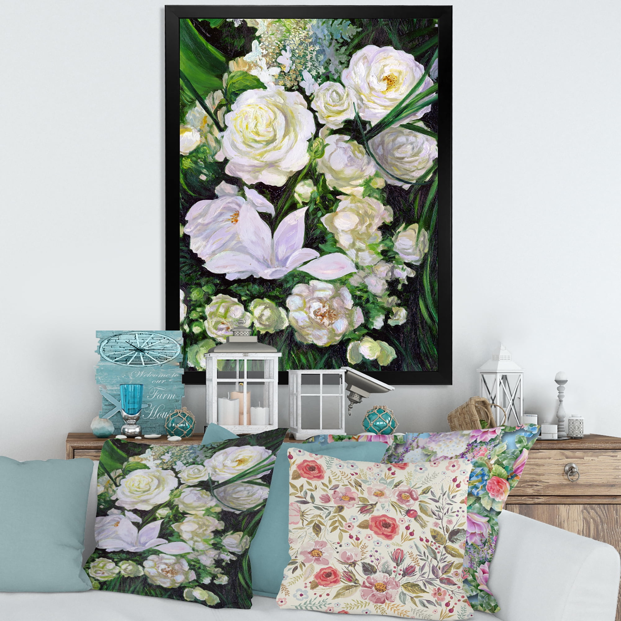 Designart 'Bouquet Of White Roses With Green Leaves' Traditional Framed Art Print