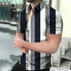 thumbnail image 3 of Camisa de manga corta con cuello abatible y botones para hombre, informal, cómoda, transpirable, con estampado 3D de rayas de playa para vacaciones, 3 of 4