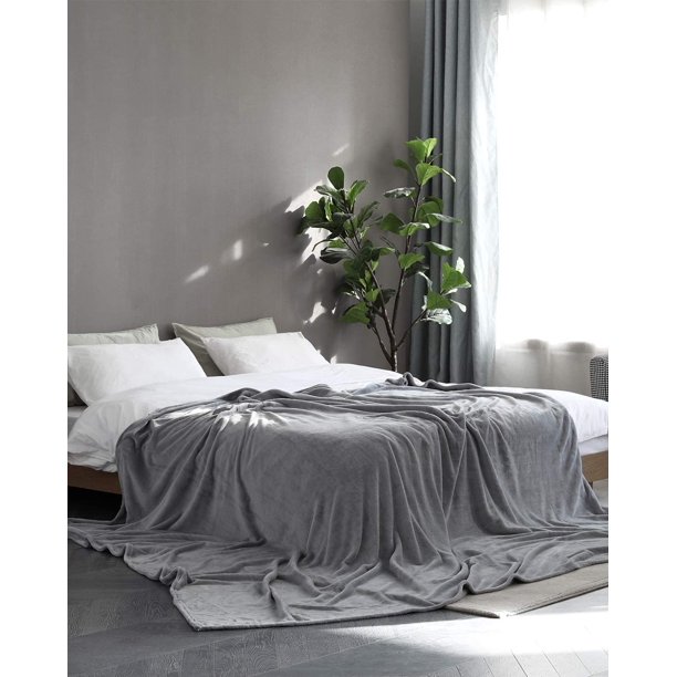 Fleece Blanket King Size Grey Lightweight Super Soft Cozy Luxury Bed  Blanket Microfiber 