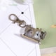 thumbnail image 4 of Reloj de cuarzo vintage con forma de máquina de coser creativa. Reloj retro portátil. Regalo de cumpleaños para hombres, mujeres y adultos., 4 of 7