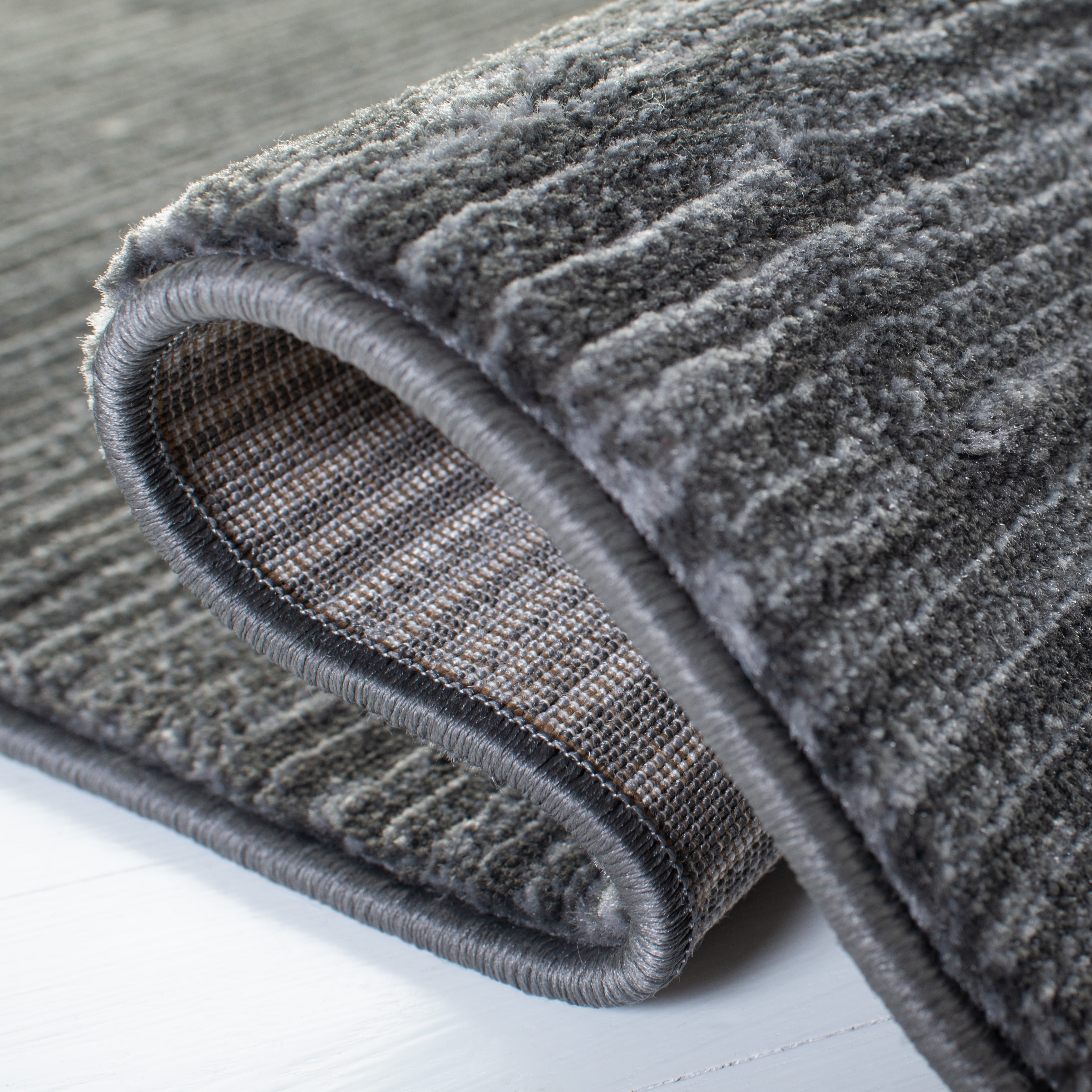 SAFAVIEH Vision Adrasteia Overdyed Solid Runner Rug, Grey, 2'2" x 22' - Modern Design, Grey, Non-Shedding & Easy Cleaning, Ideal for Living Room, Bedroom, Dining Space, Entryway, Hallway, Kitchen
