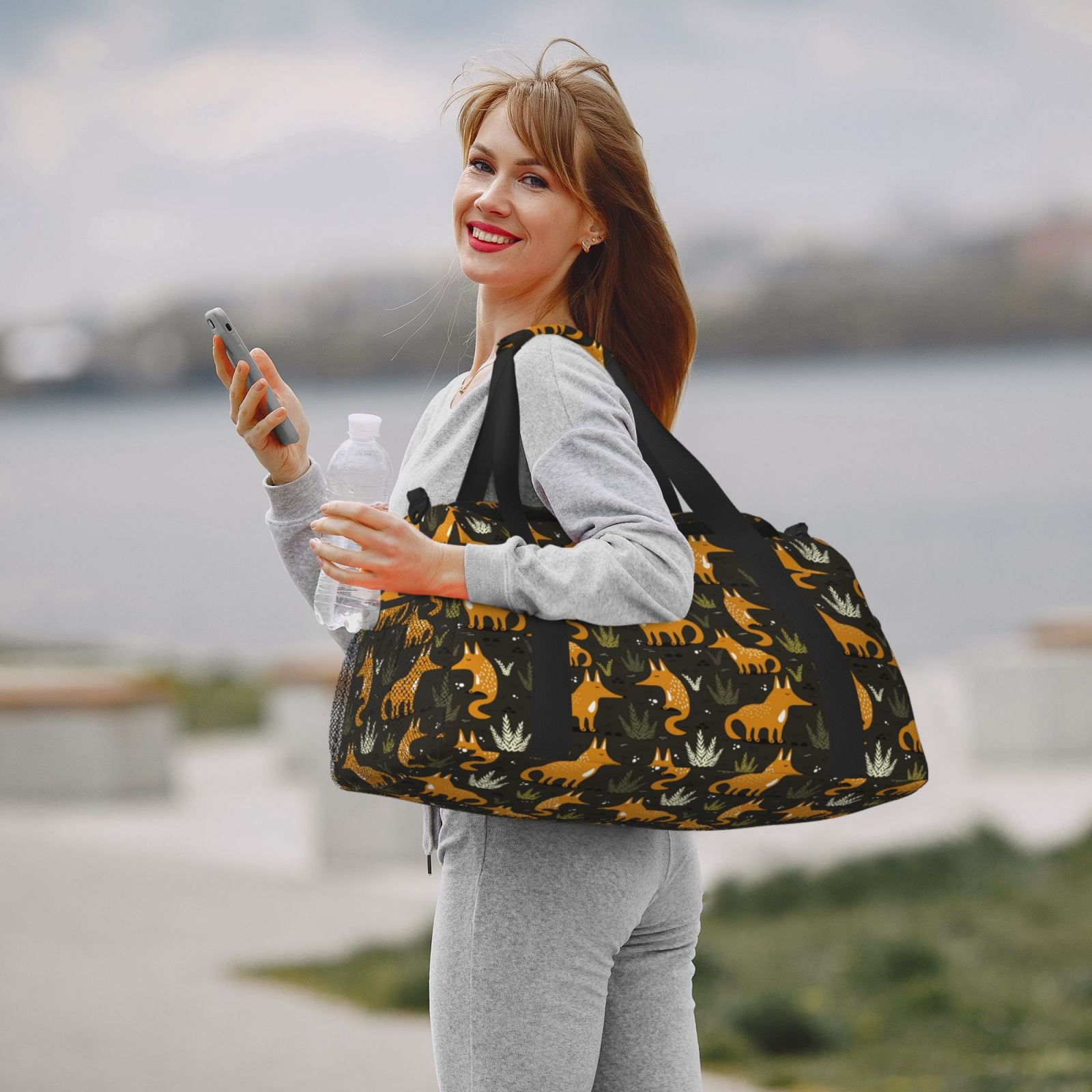 Fuzoiu Funny Fox by the Field Print Travel Duffle Bag,Carry On Tote Bags,Duffel Bag,Sport Gym Bag, Hospital Bag for Labor and Delivery, Overnight Bag,Luggage Bag