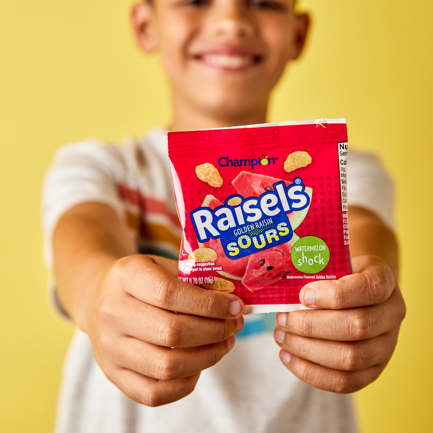 Raisels Watermelon Sour Raisins Snack, 0.7 oz (7 Bags)