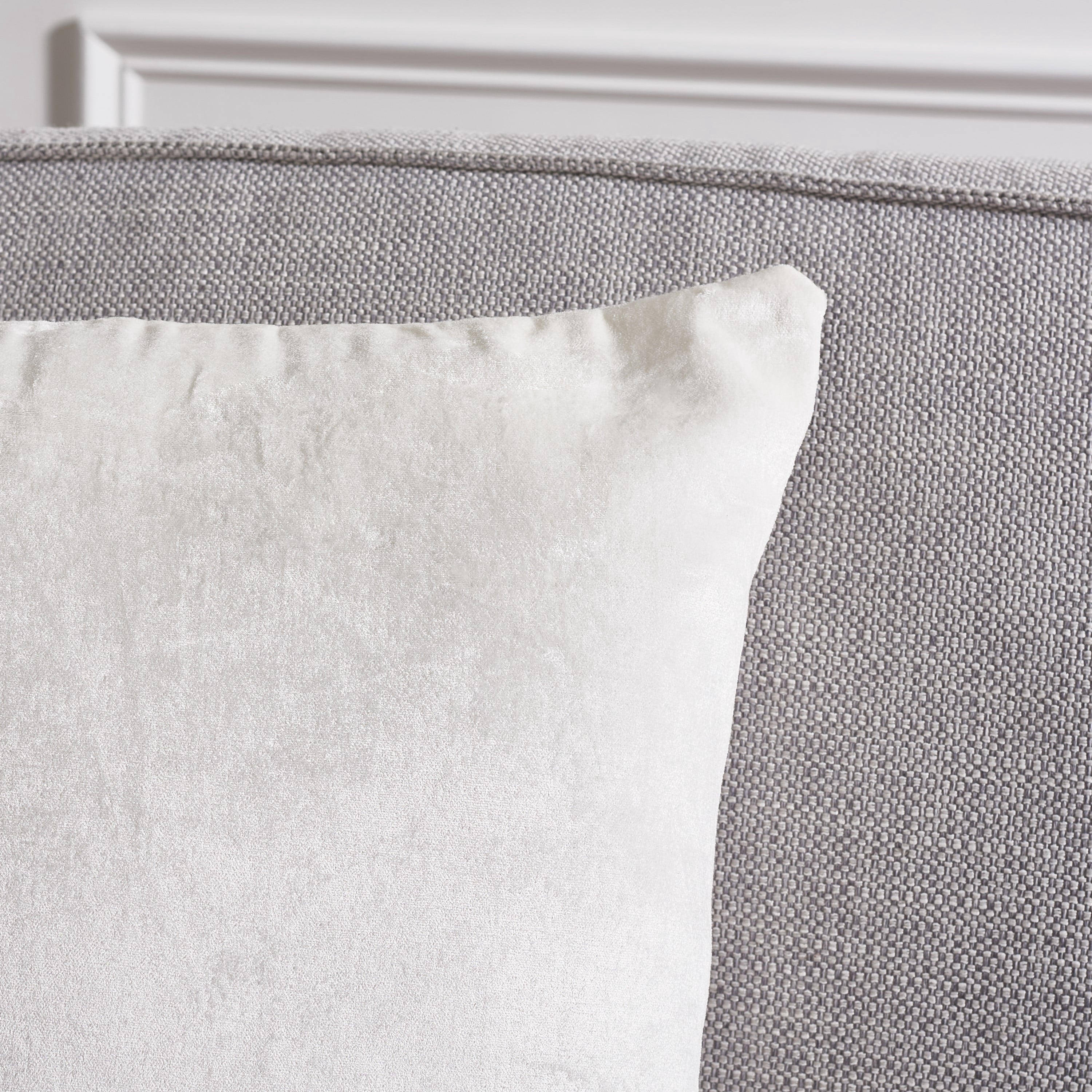 SAFAVIEH Jovanni Solid Pillow, 18" x 18", Ivory, Set of 2