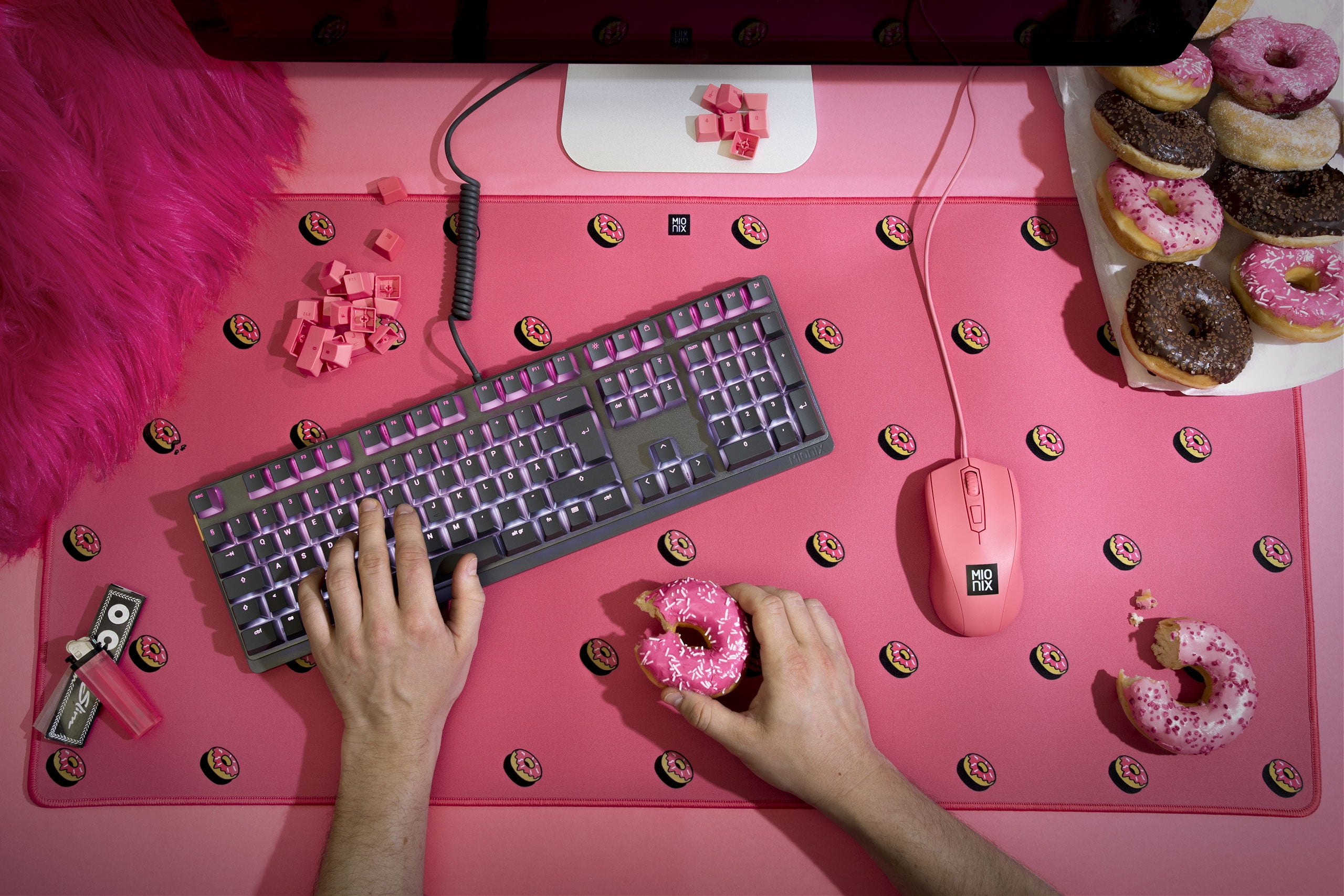Mionix Desk Pad Frosting Com