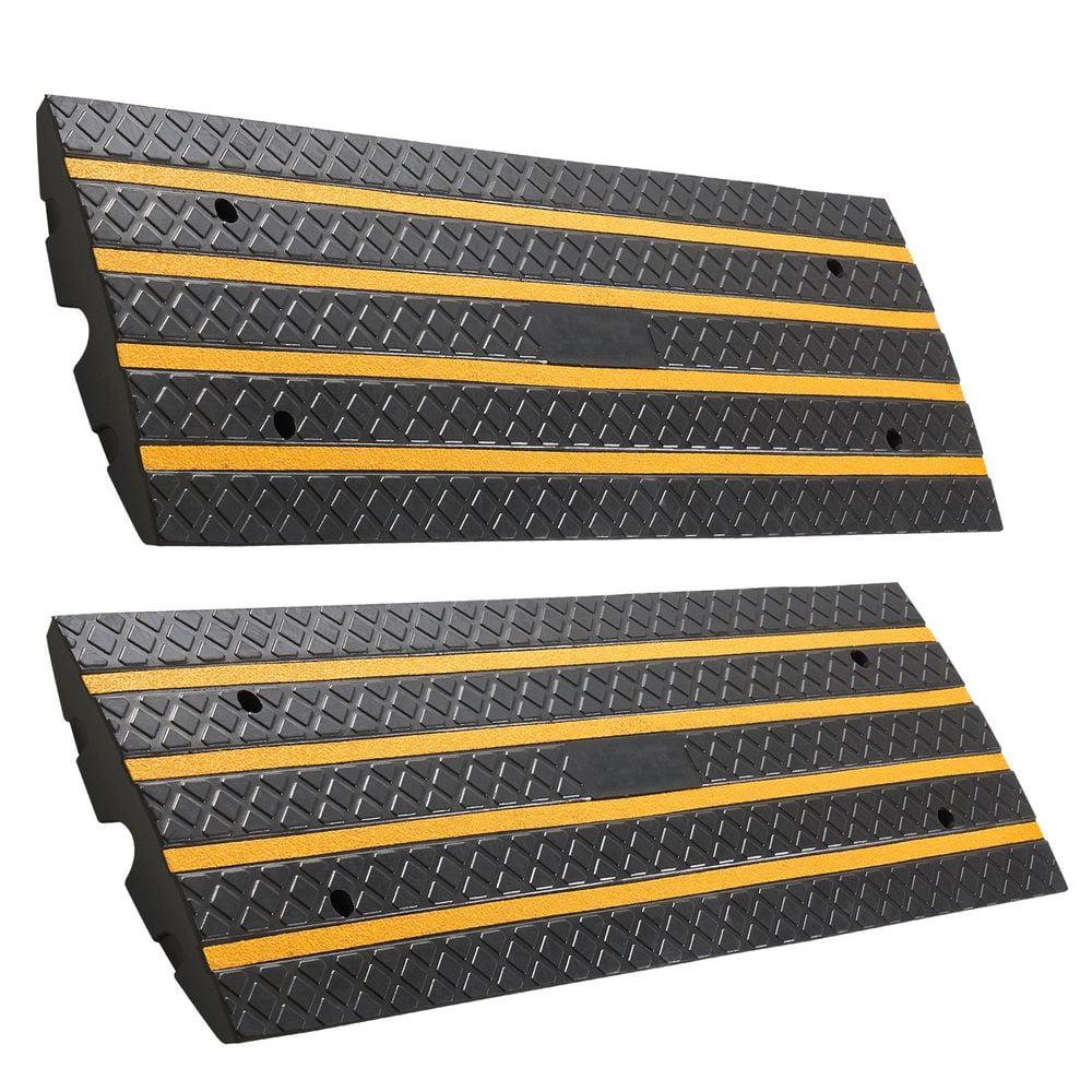 VEVOR Car Driveway Rubber Curb Ramp, 33069 lbs Load Capacity, 2.6 inch Rise Curbside Bridge Ramp with Yellow Reflective Strips, Suitable for Loading Dock, Warehouse, Garage, Sidewalk (2 Pack)