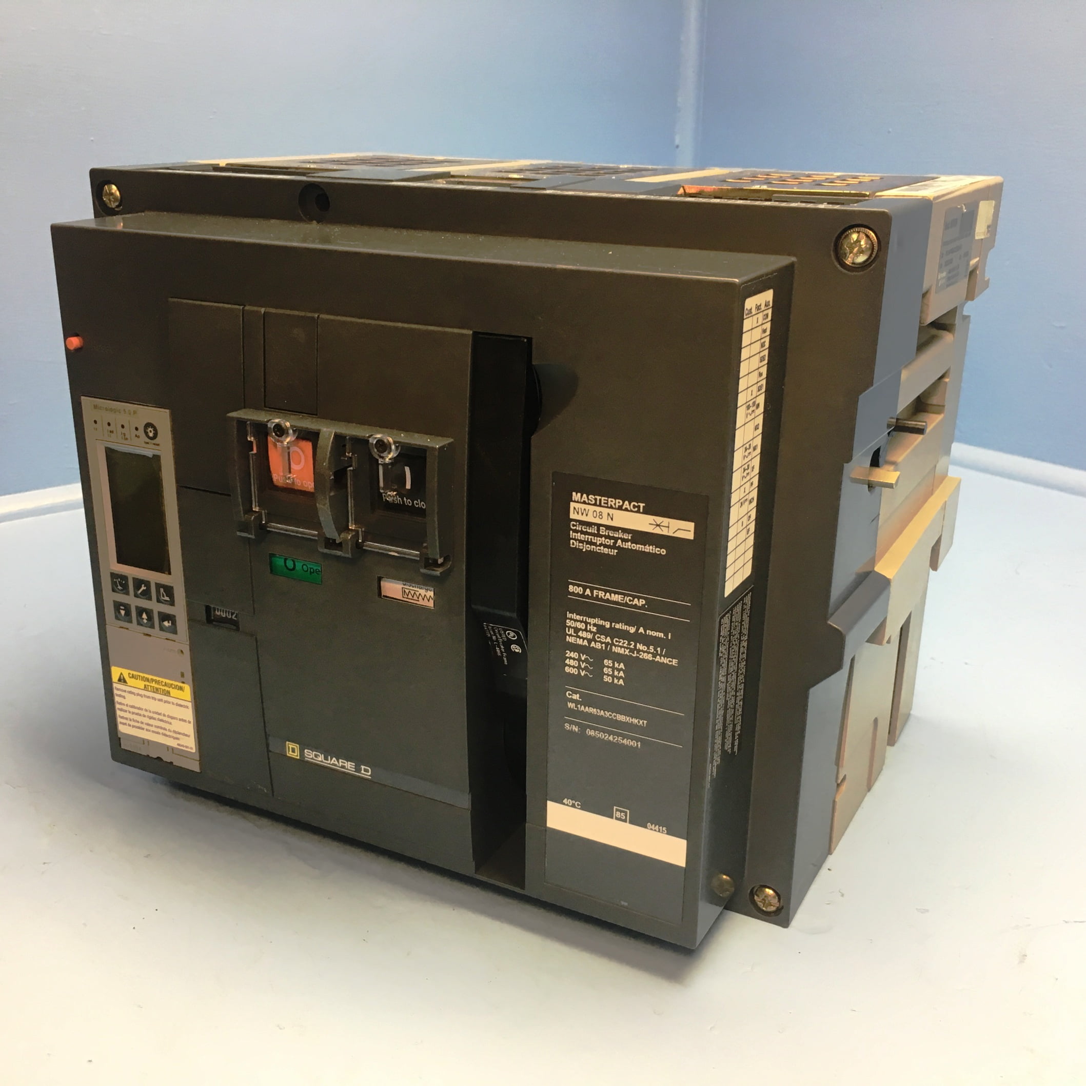 NEW Square D NW08N 800A MasterPact Circuit Breaker w 800 Amp Trip NW 08