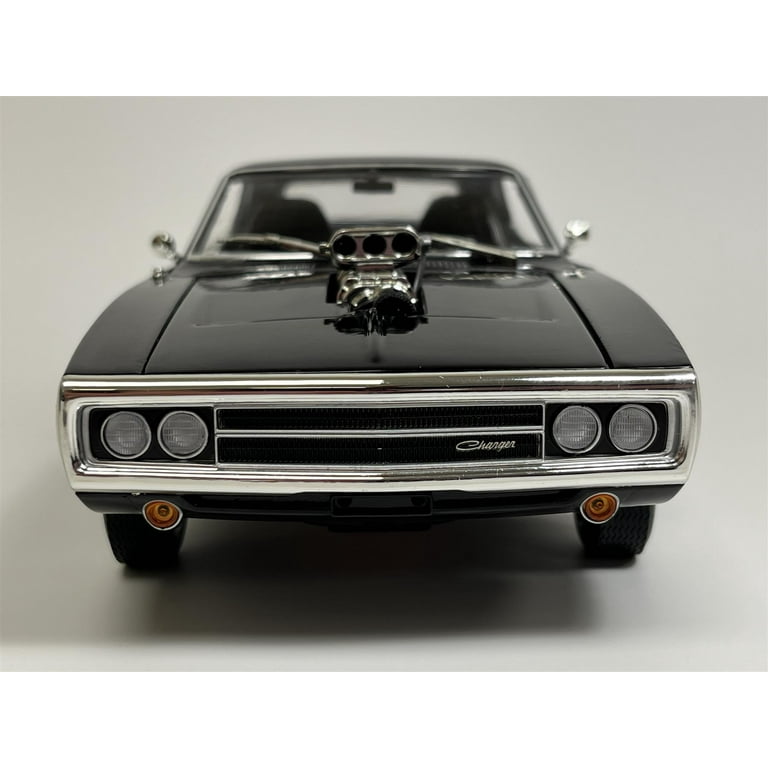 Greenlight 1970 Dodge Charger Blown Engine Black Artisan