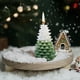 thumbnail image 1 of Xihbxyly Vela para Árbol de Navidad, Cera de Soja Vertida a Mano, Decoración Navideña, Ambiente Invernal Acogedor, Regalo Perfecto para Navidad, Hanukkah o Celebraciones Invernales, Tamaño 5,5 X 10 C, 1 of 5