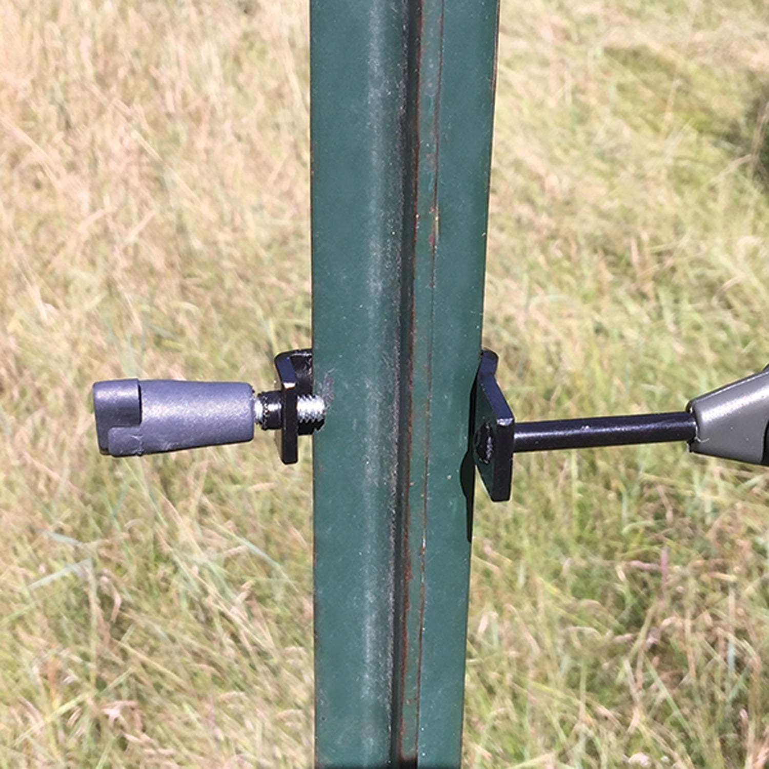 HME Products T-Post Trail Camera Holder (4-Pack)