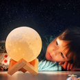 thumbnail image 2 of Lámpara de noche en forma de luna, regalo para mujeres y niños, carga USB y control táctil, para adultos y niños, blanco cálido y frío (12 cm), 2 of 5