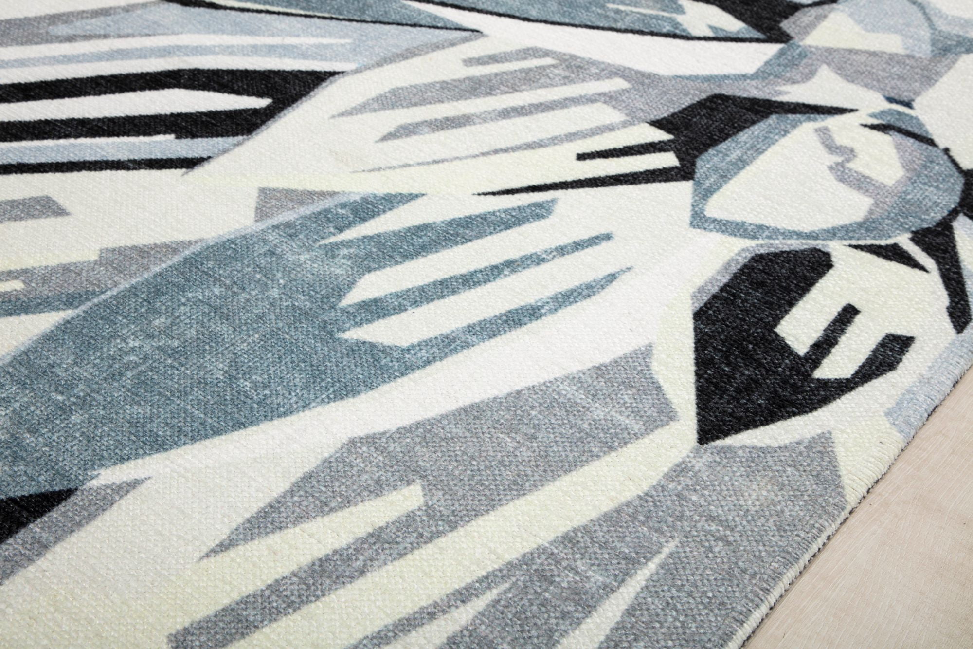 Elizabeth Sutton MI35D Twilight Dahlia Floral Modern Black Area Rug, 7'10"X10'0"