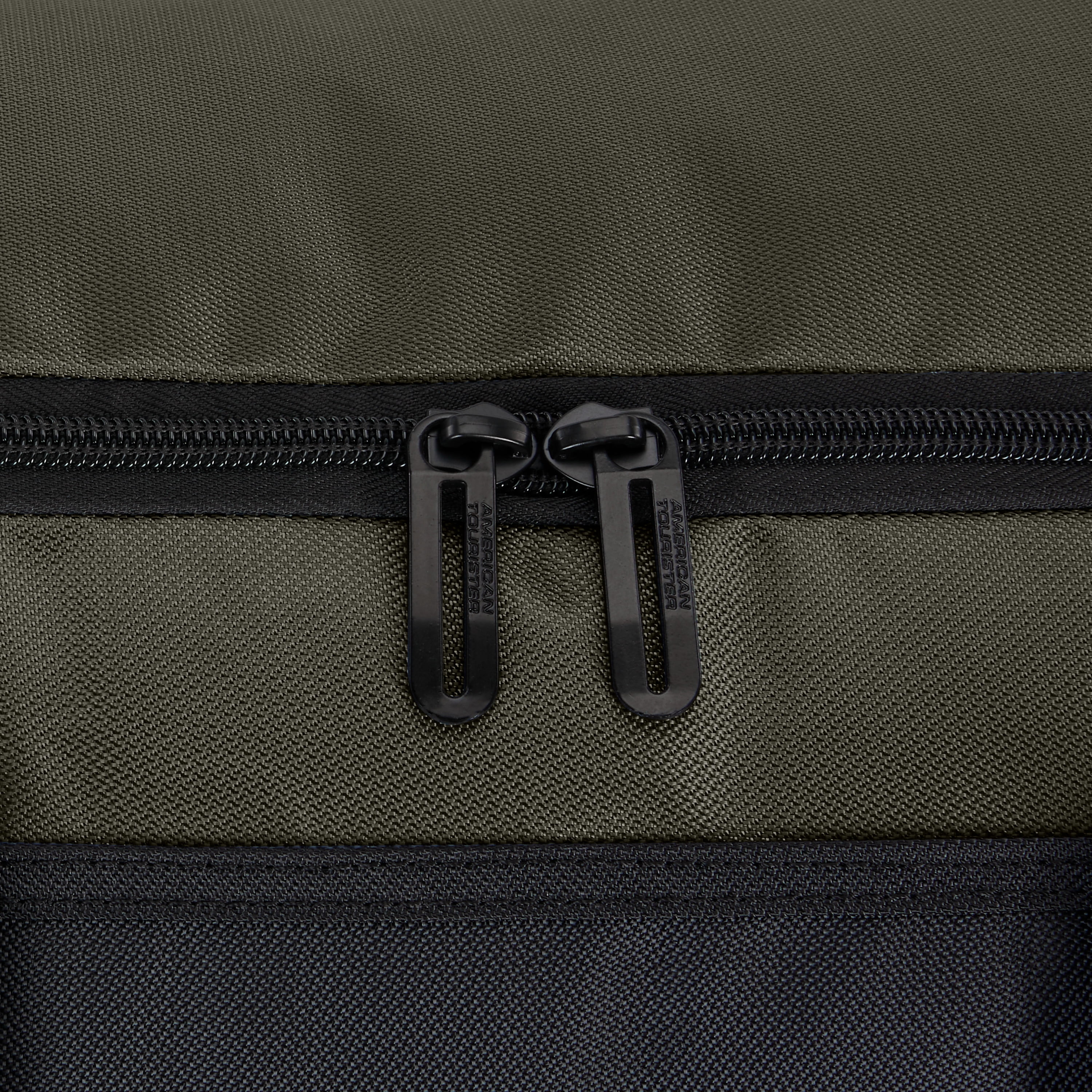 American Tourister 20-Inch Carry On Travel Duffel Bag with Removable Shoulder Strap,  Moss Green