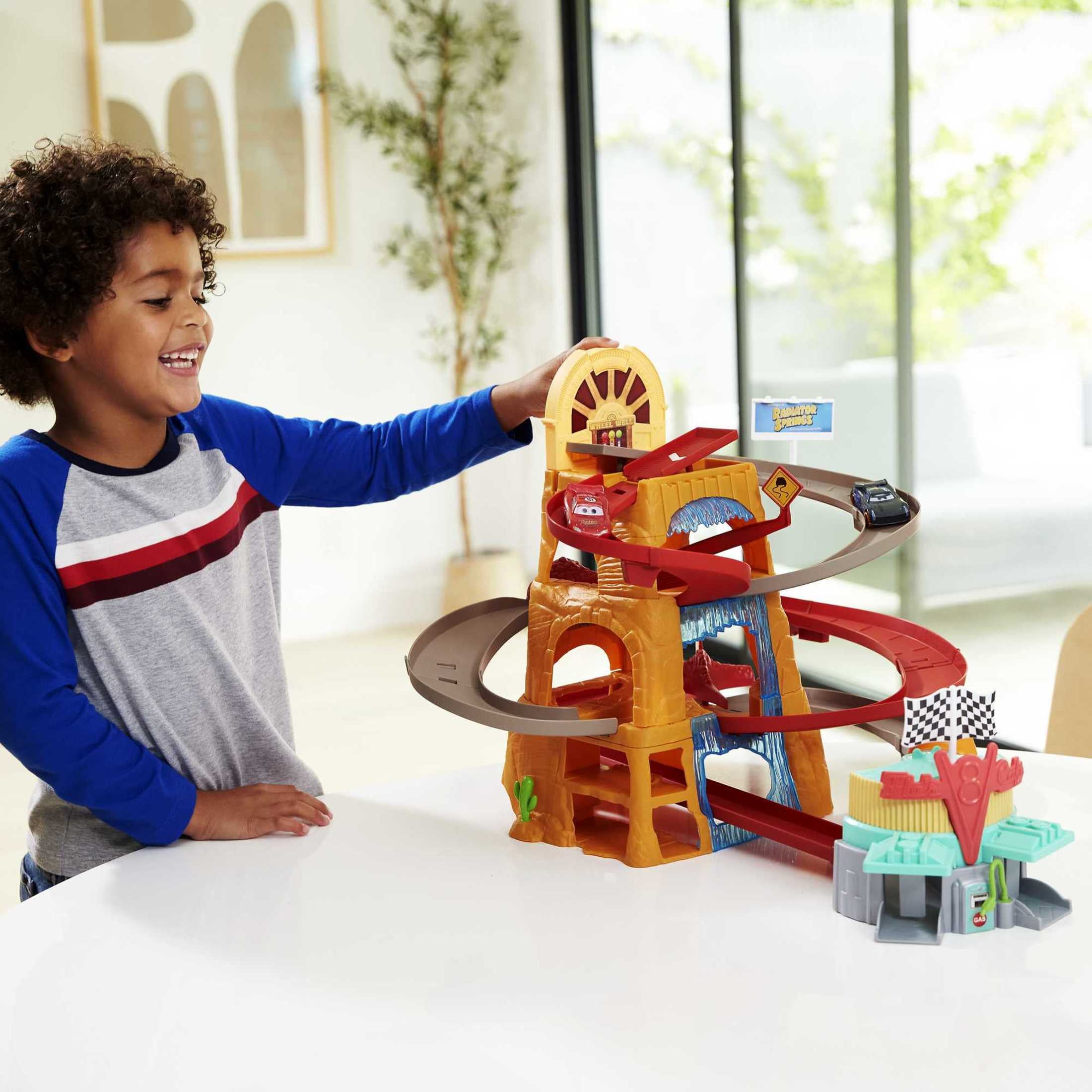 Disney Pixar Cars Radiator Springs Mountain Race Playset, Lightning McQueen & Jackson Storm Toy Cars