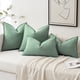 thumbnail image 4 of Fundas de almohada MIULEE de felpilla verde grisáceo, 45 x 45 cm, paquete de 2, 4 of 6