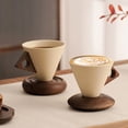 thumbnail image 4 of Juego de taza y platillo de café en forma de cono, estilo moderno de mediados de siglo, con asa de madera, de cerámica artesanal, ideal como regalo para amantes del café., 4 of 8